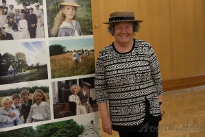 A családjával él kint, de néha haza szokott látogatni