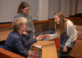 Ági is kapott egy dedikált ajéndékkártyát