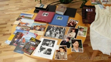 A sorozathoz kapcsolódó relikviák