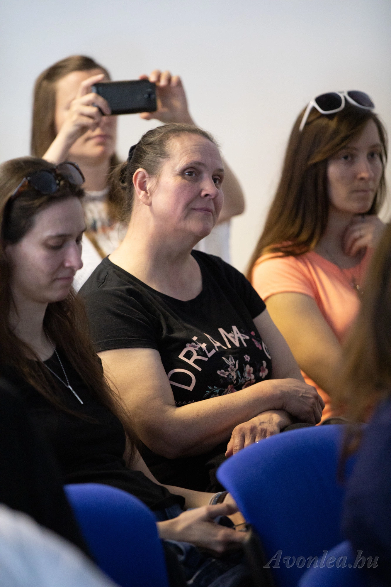 Johanna, Gyöngyi és Viola